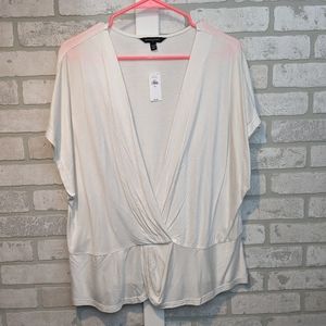 Banana Republic NEW top, XXL, off white. FINAL PRICE DROP 💧💧💧💧💧